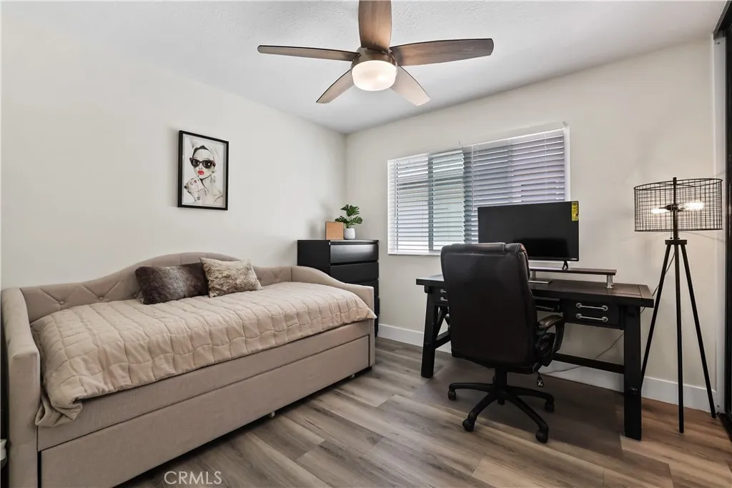 28752 Vista Santiago Road, Lake Forest, California 92679 home-pic-13